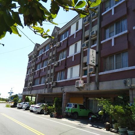 Taitung Travel Hostel Exterior photo