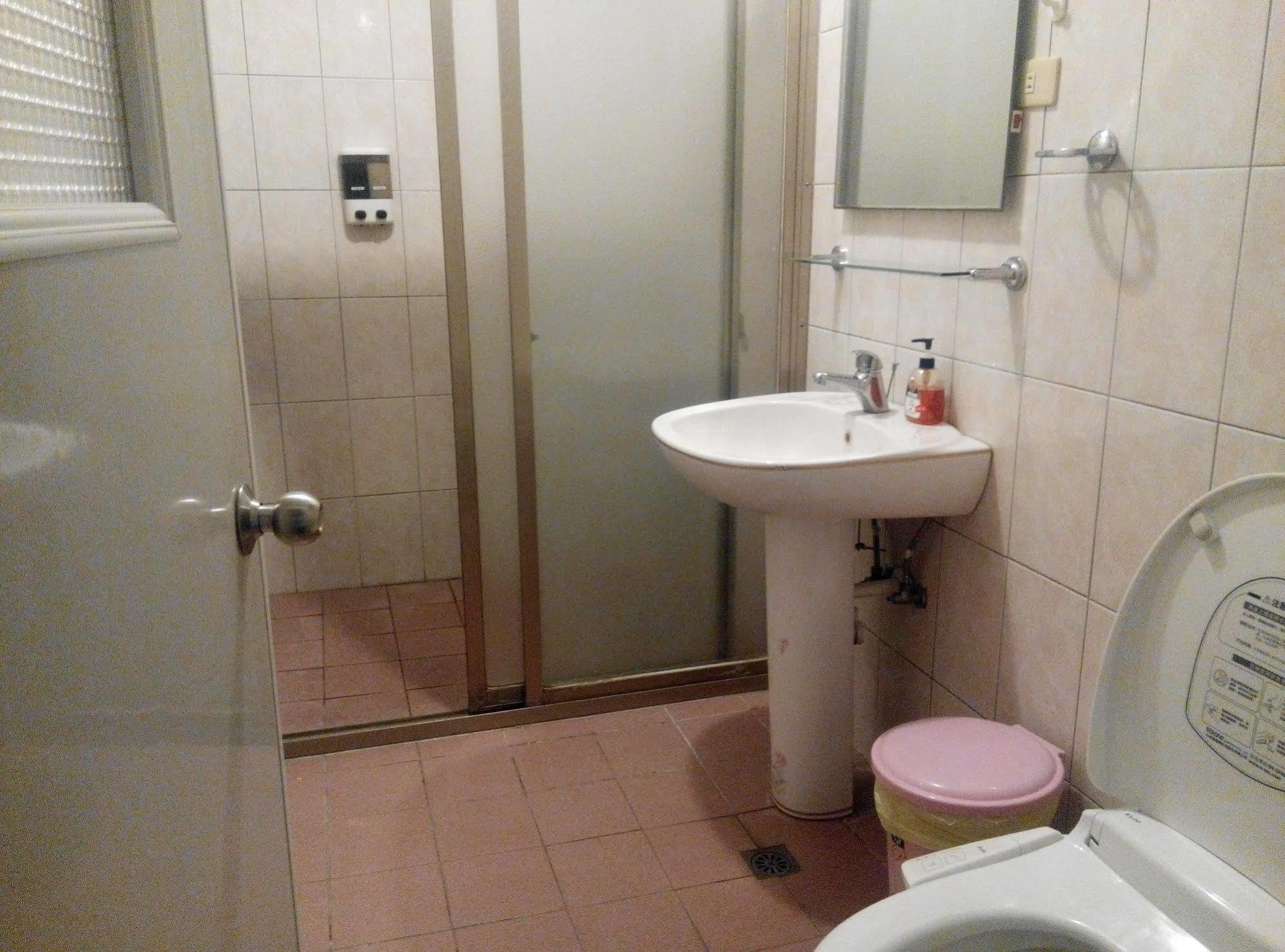 Taitung Travel Hostel Exterior photo